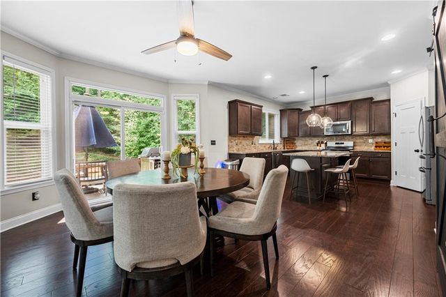 2740 Creekside Manor Drive, Powder Springs, GA 30127