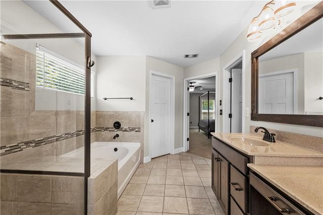 2740 Creekside Manor Drive, Powder Springs, GA 30127