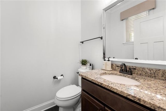 2740 Creekside Manor Drive, Powder Springs, GA 30127