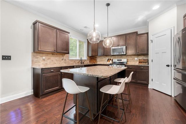 2740 Creekside Manor Drive, Powder Springs, GA 30127