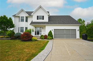 10 Joseph Drive, Lancaster, NY 14086