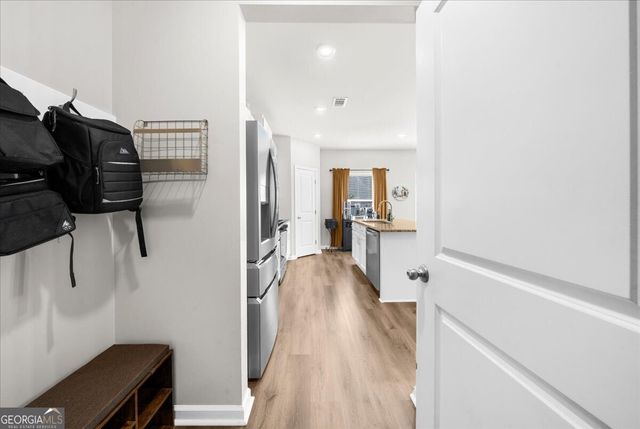 204 Auburn Station Drive, Auburn, GA 30011