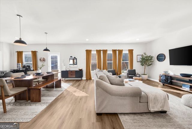 204 Auburn Station Drive, Auburn, GA 30011