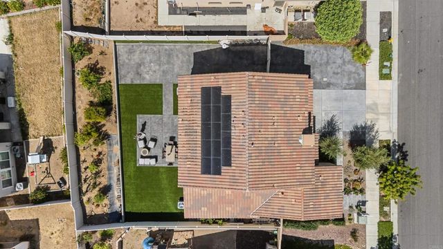 29809 Gypsy Vanner Way, Menifee, CA 92584