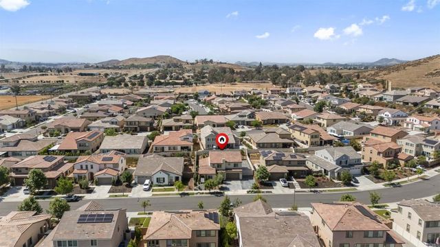 29809 Gypsy Vanner Way, Menifee, CA 92584