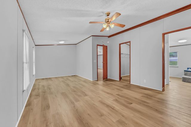 1252 West Rd, Clarksville, TN 37040