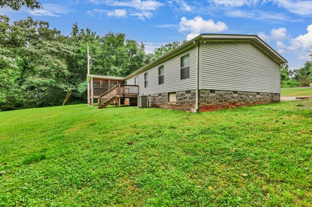 1252 West Rd, Clarksville, TN 37040