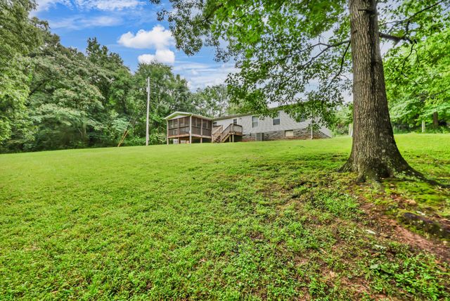 1252 West Rd, Clarksville, TN 37040