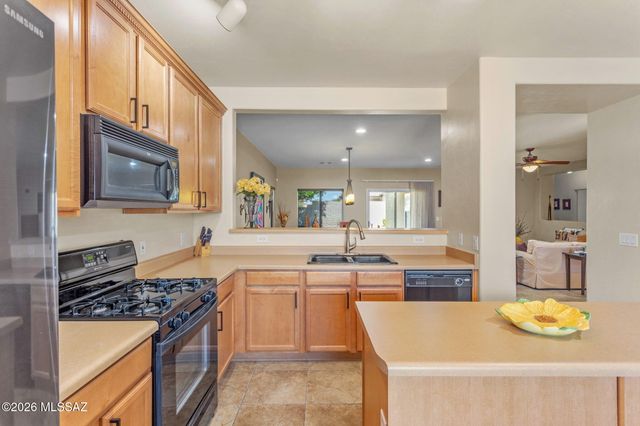 5460 W Copperhead Drive, Tucson, AZ 85742