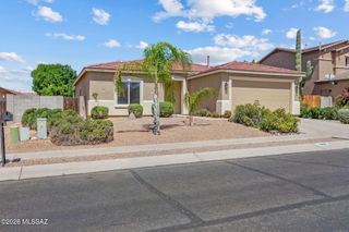 5460 W Copperhead Drive, Tucson, AZ 85742