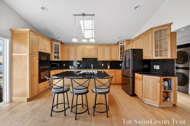 1322 Waverly Avenue, Grand Haven City, MI 49417