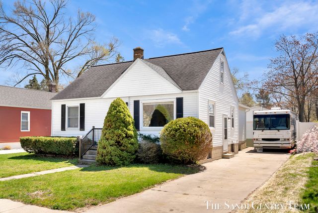 1322 Waverly Avenue, Grand Haven City, MI 49417