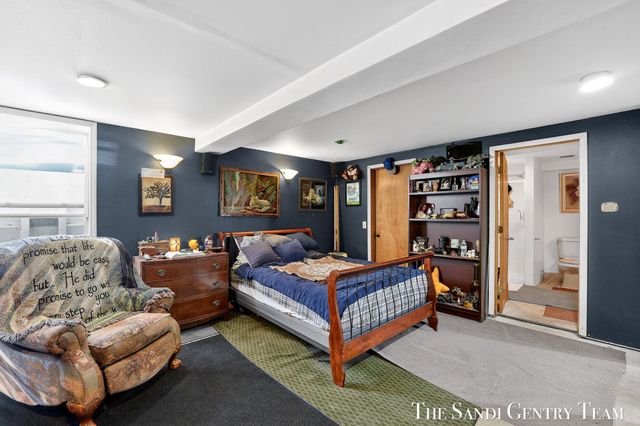 1322 Waverly Avenue, Grand Haven City, MI 49417