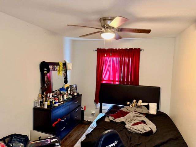 16062 Woodlawn East Avenue, South Holland, IL 60473