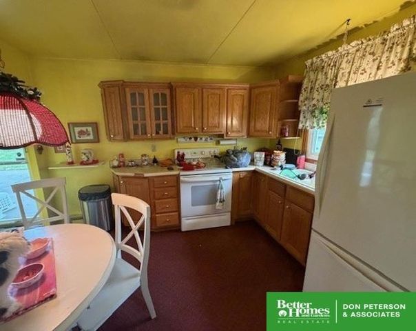 3121 S 39th Street, Omaha, NE 68105