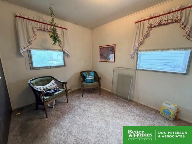 3121 S 39th Street, Omaha, NE 68105
