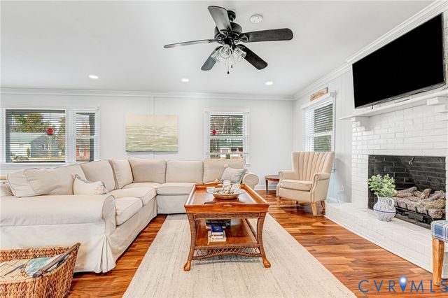 202 Bruce Rd, Tappahannock, VA 22560