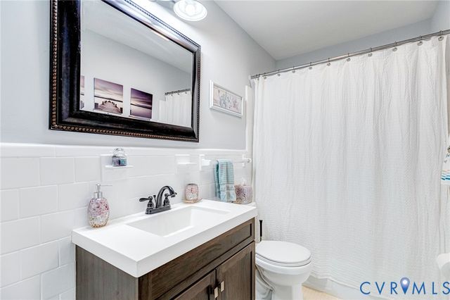 202 Bruce Rd, Tappahannock, VA 22560