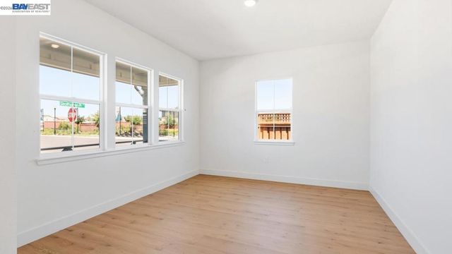 1596 Strathaven Place, Brentwood, CA 94513