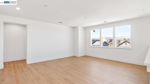 1596 Strathaven Place, Brentwood, CA 94513