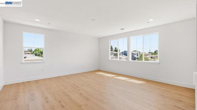 1596 Strathaven Place, Brentwood, CA 94513