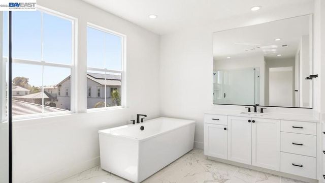 1596 Strathaven Place, Brentwood, CA 94513