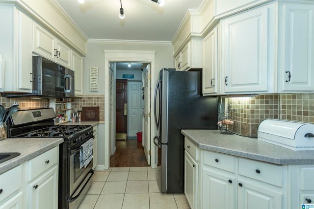 6890 GARRETT ROAD, Gardendale, AL 35071