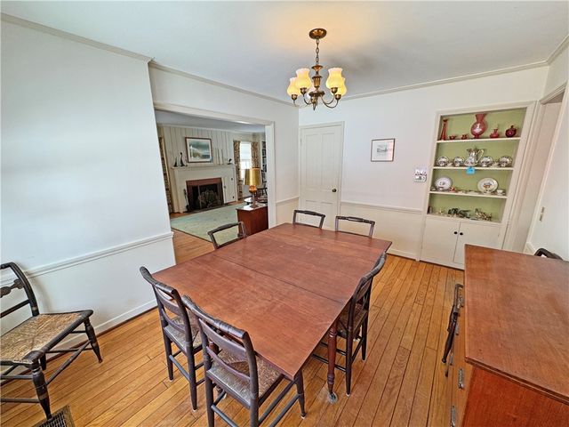 168 Village Lane, Brighton, NY 14610