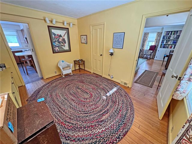 168 Village Lane, Brighton, NY 14610