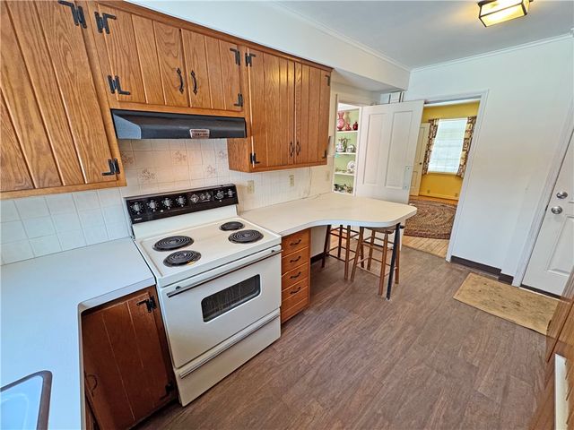 168 Village Lane, Brighton, NY 14610