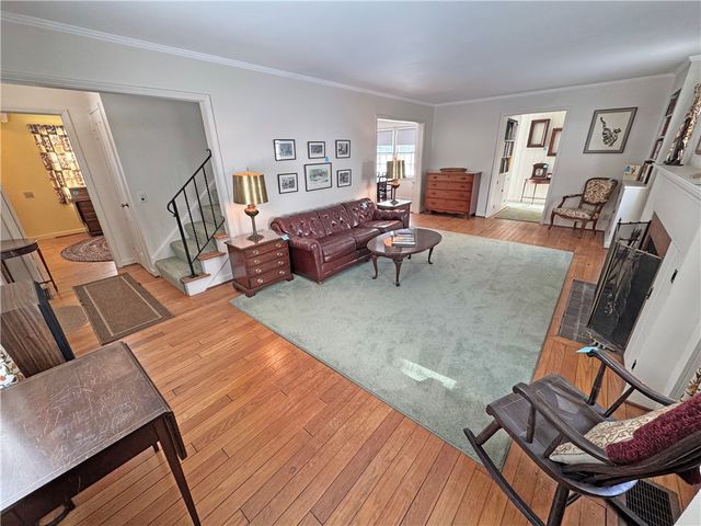 168 Village Lane, Brighton, NY 14610