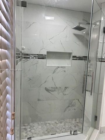 965 SW 102nd Terrace, Pembroke Pines, FL 33025