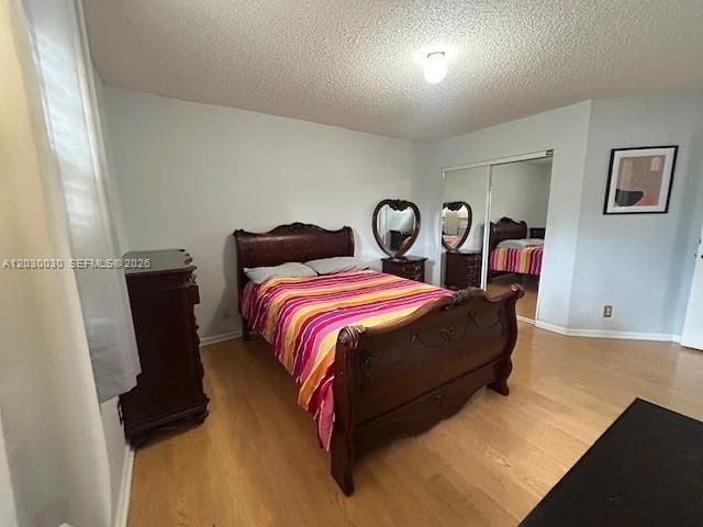 965 SW 102nd Terrace, Pembroke Pines, FL 33025