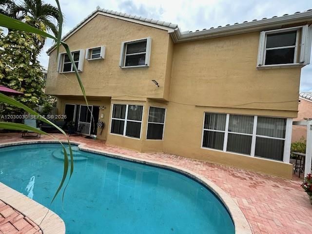 965 SW 102nd Terrace, Pembroke Pines, FL 33025
