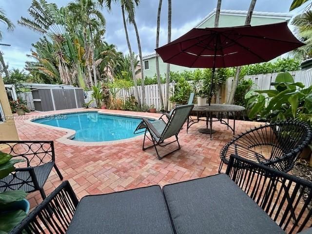 965 SW 102nd Terrace, Pembroke Pines, FL 33025