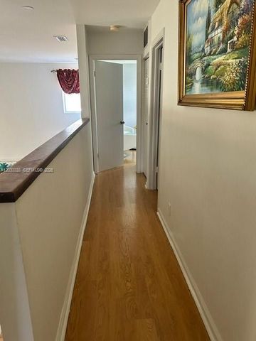 965 SW 102nd Terrace, Pembroke Pines, FL 33025