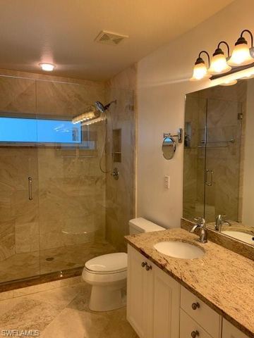 300 Diamond CIR 302, Naples, FL 34110
