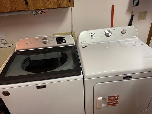 20971 NEGRIL COURT, Lutz, FL 33558