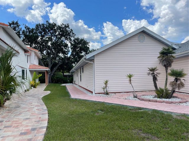 20971 NEGRIL COURT, Lutz, FL 33558