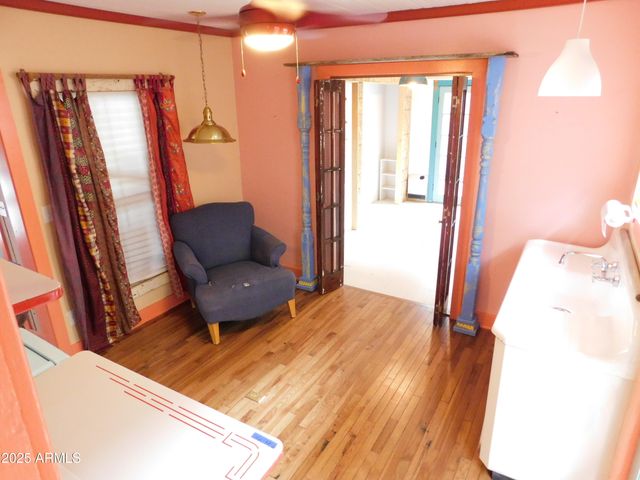 21 TEMBY Avenue, Bisbee, AZ 85603