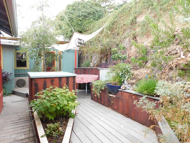 21 TEMBY Avenue, Bisbee, AZ 85603