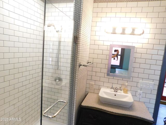 21 TEMBY Avenue, Bisbee, AZ 85603