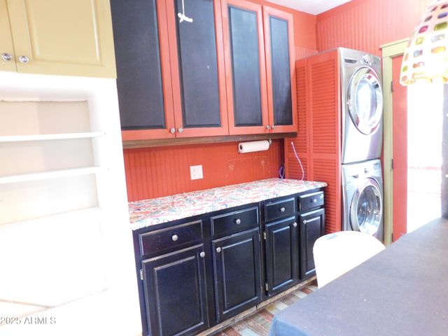 21 TEMBY Avenue, Bisbee, AZ 85603