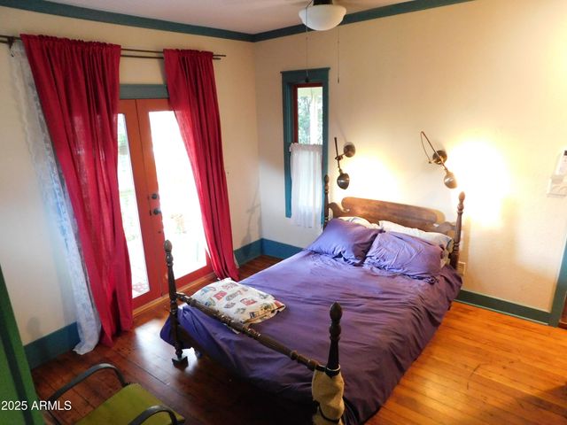 21 TEMBY Avenue, Bisbee, AZ 85603