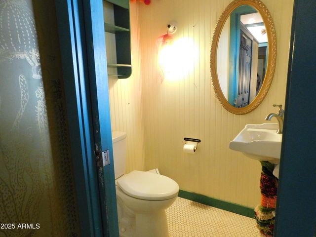 21 TEMBY Avenue, Bisbee, AZ 85603