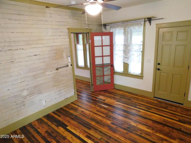 21 TEMBY Avenue, Bisbee, AZ 85603