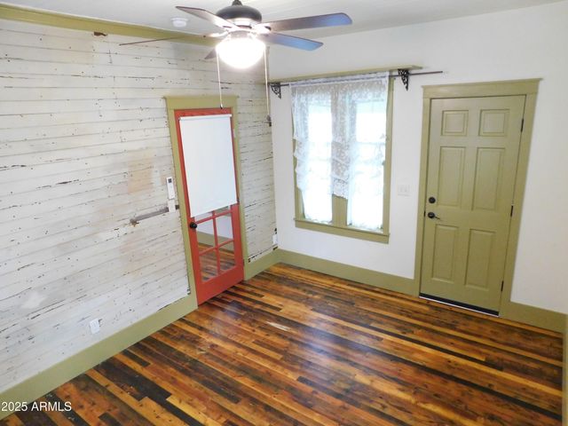 21 TEMBY Avenue, Bisbee, AZ 85603