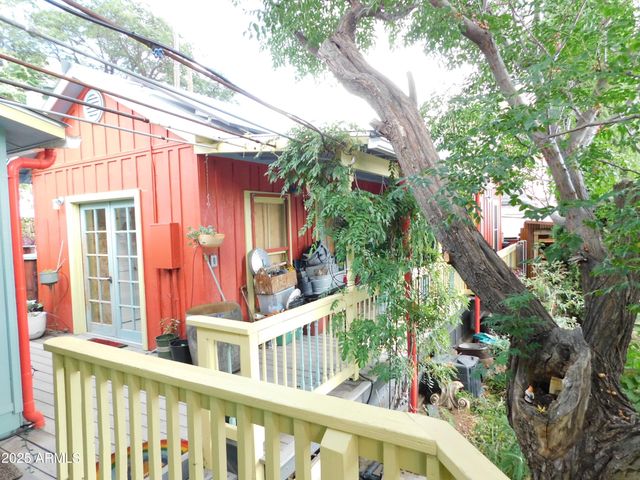 21 TEMBY Avenue, Bisbee, AZ 85603