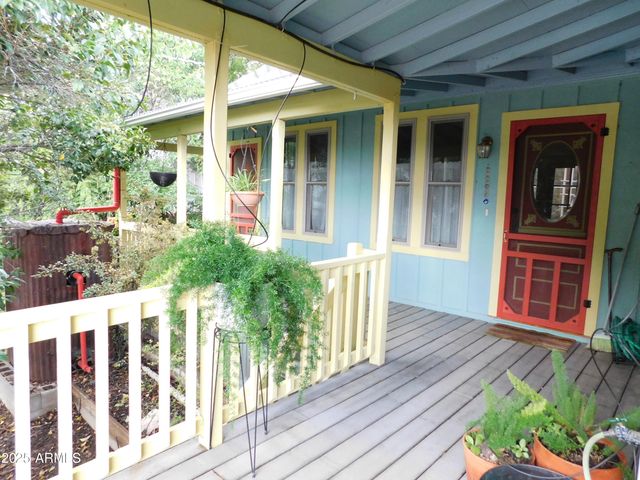 21 TEMBY Avenue, Bisbee, AZ 85603