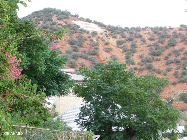 21 TEMBY Avenue, Bisbee, AZ 85603